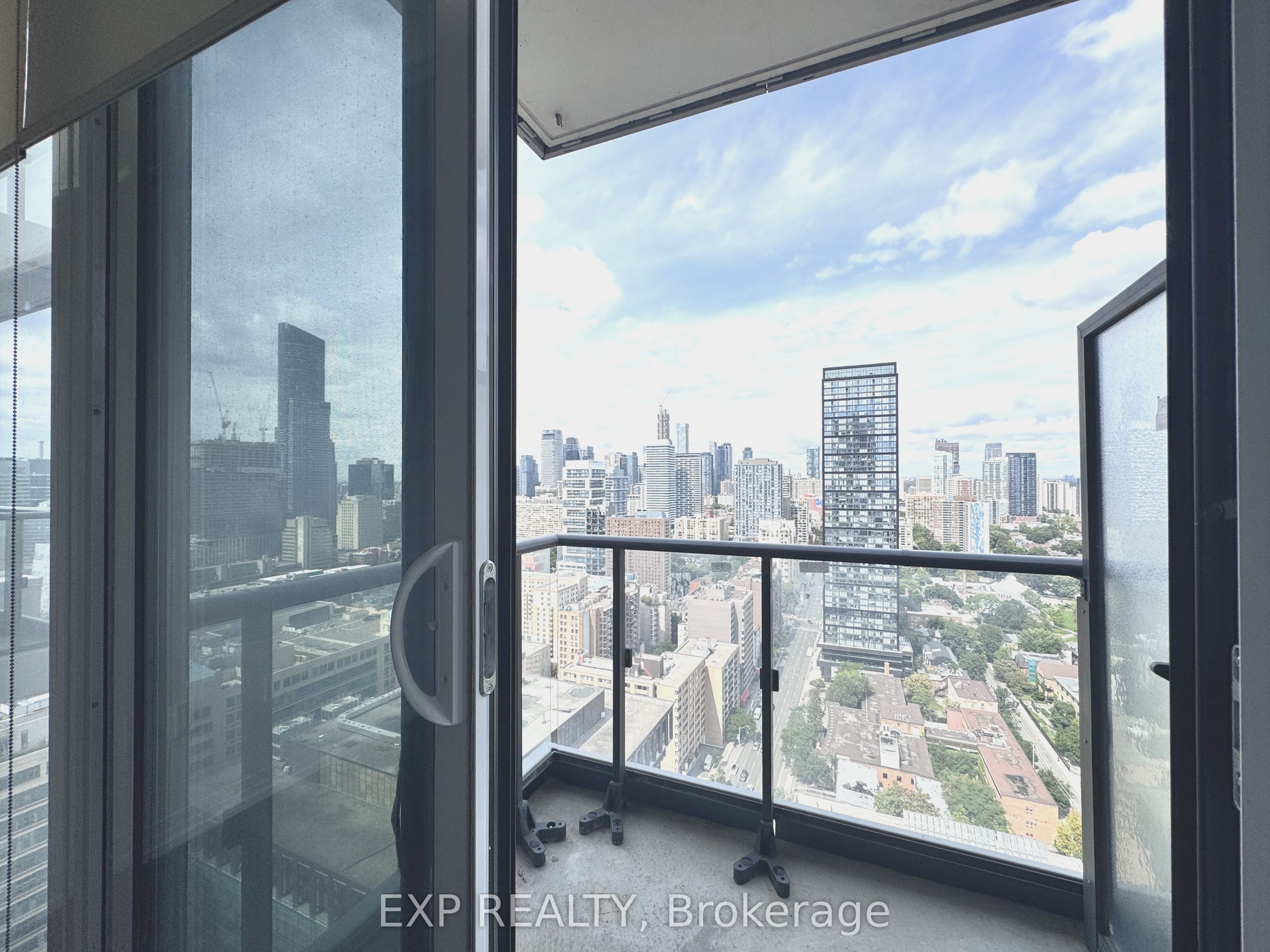 251 Jarvis Street 3412