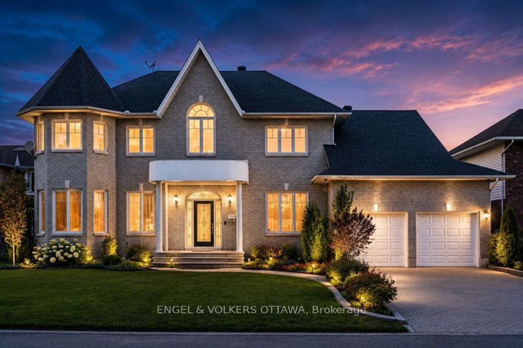 Photo of 5 Cassone Court, Tanglewood - Grenfell Glen - Pineglen, ON K2G 5V6 (MLS # X13538256)