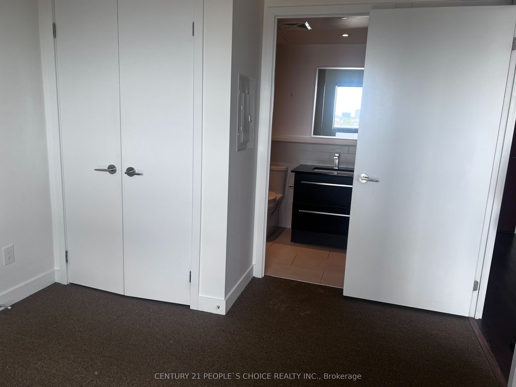 Photo of 160 Flemington Road #1004, Toronto, ON M6A 1N6 (MLS # W12320416)