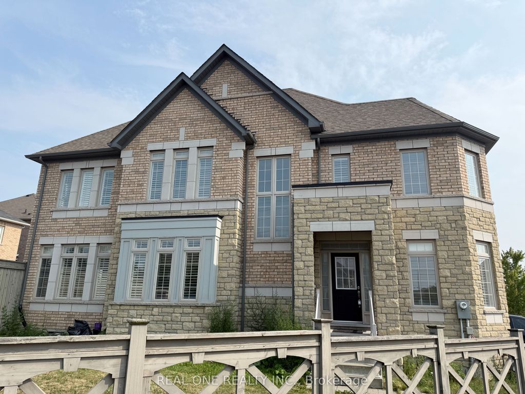 Photo of 39 MOWDER Drive, Aurora, ON L4G 0V4 (MLS # N13170766)