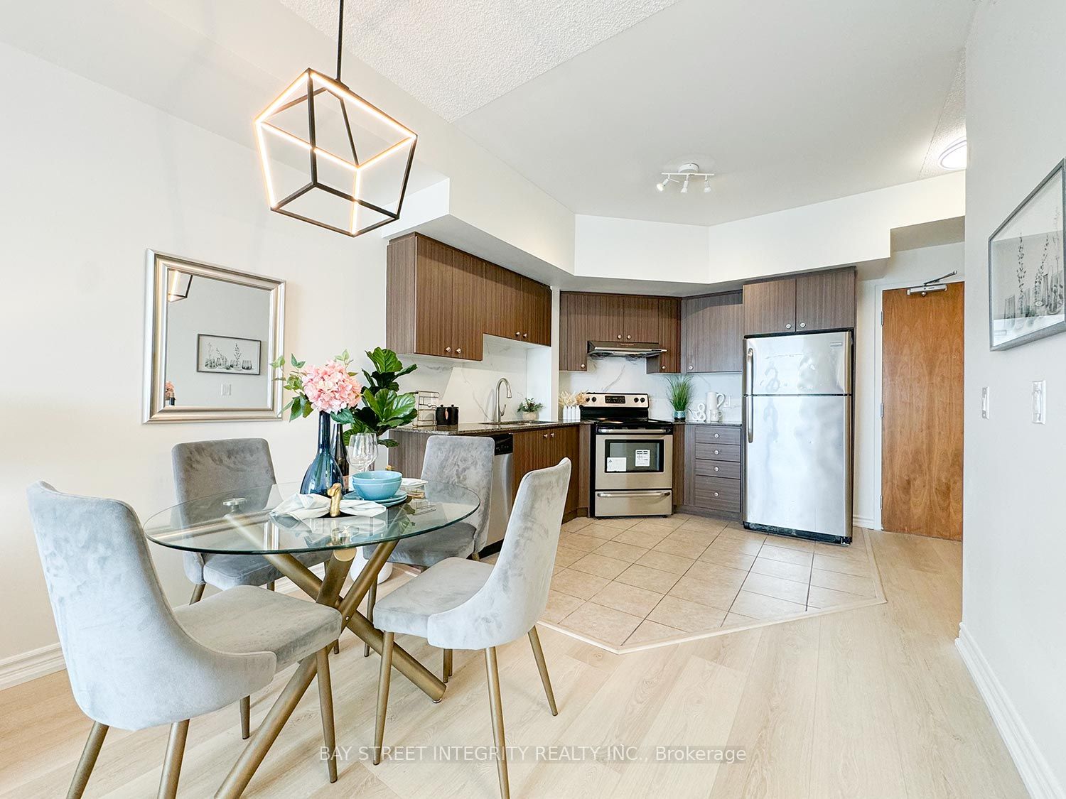 8323 Kennedy Road 316