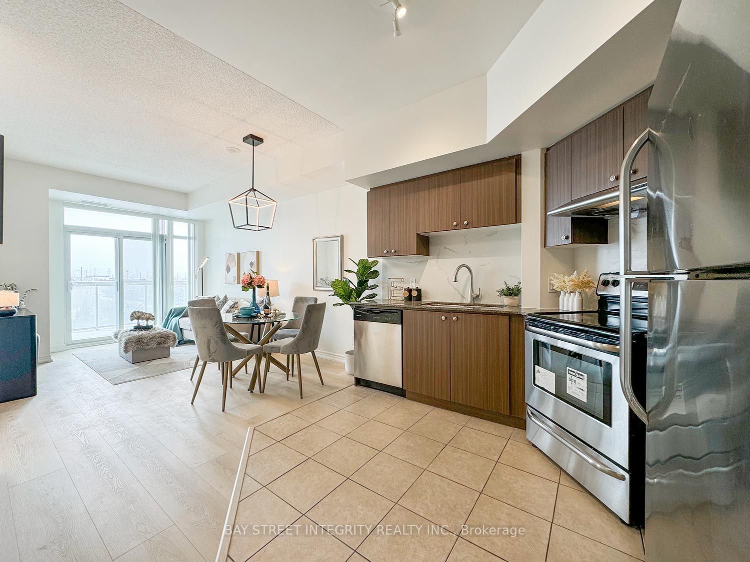8323 Kennedy Road 316