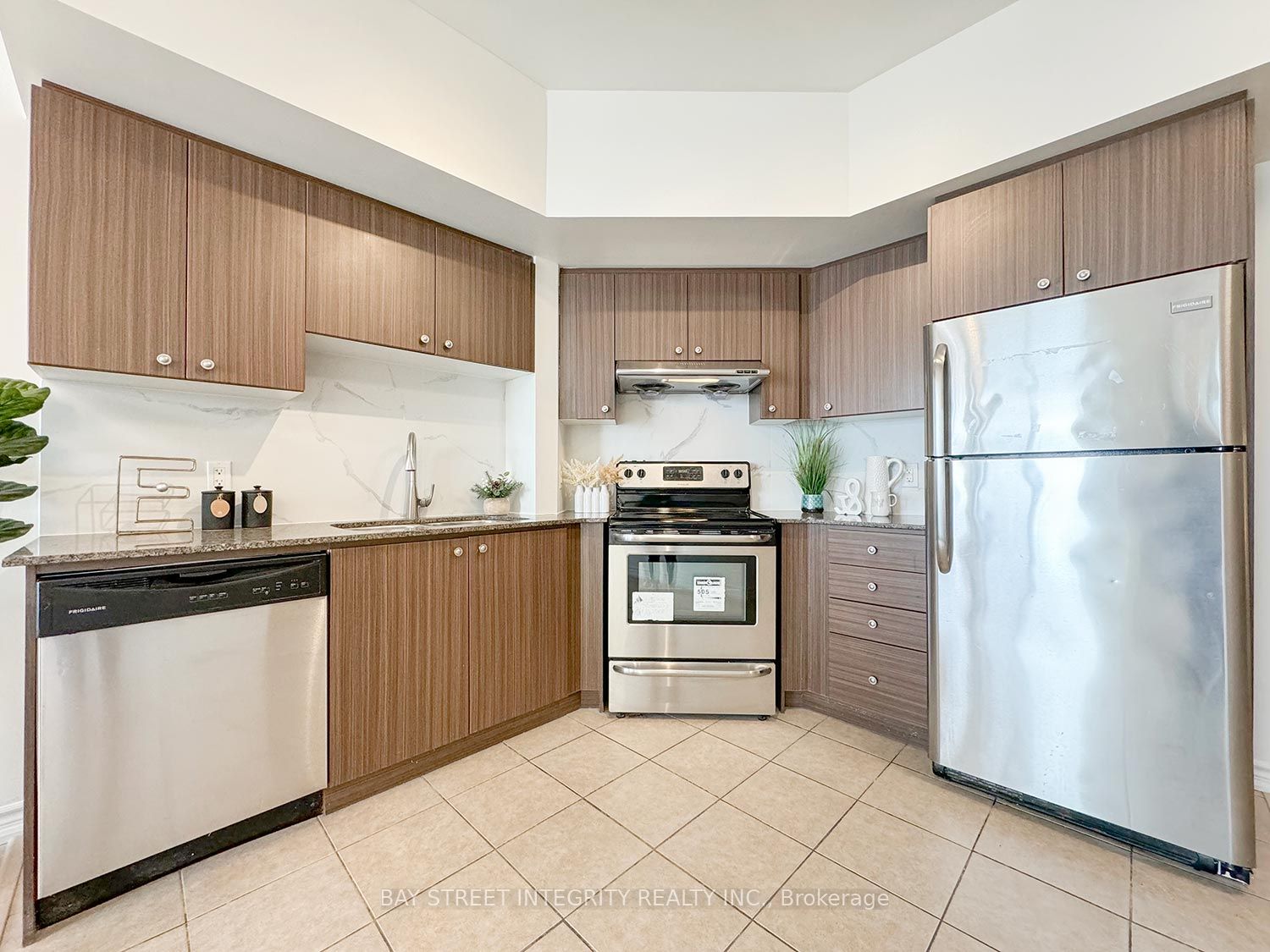 8323 Kennedy Road 316