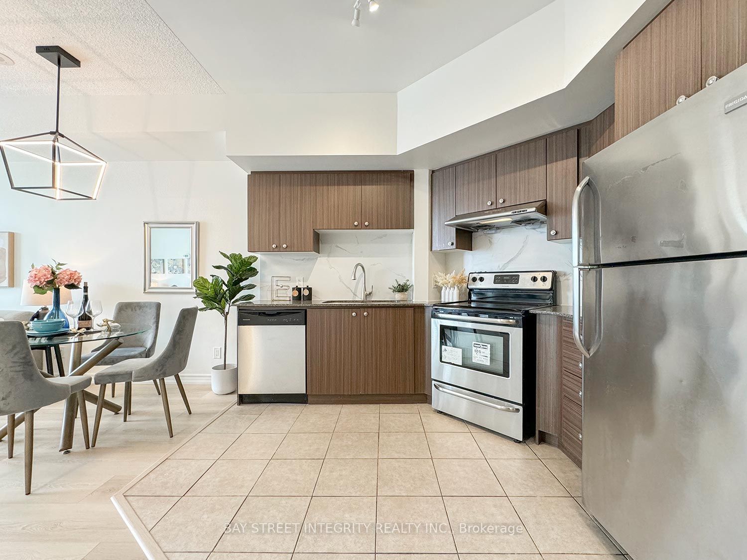 8323 Kennedy Road 316