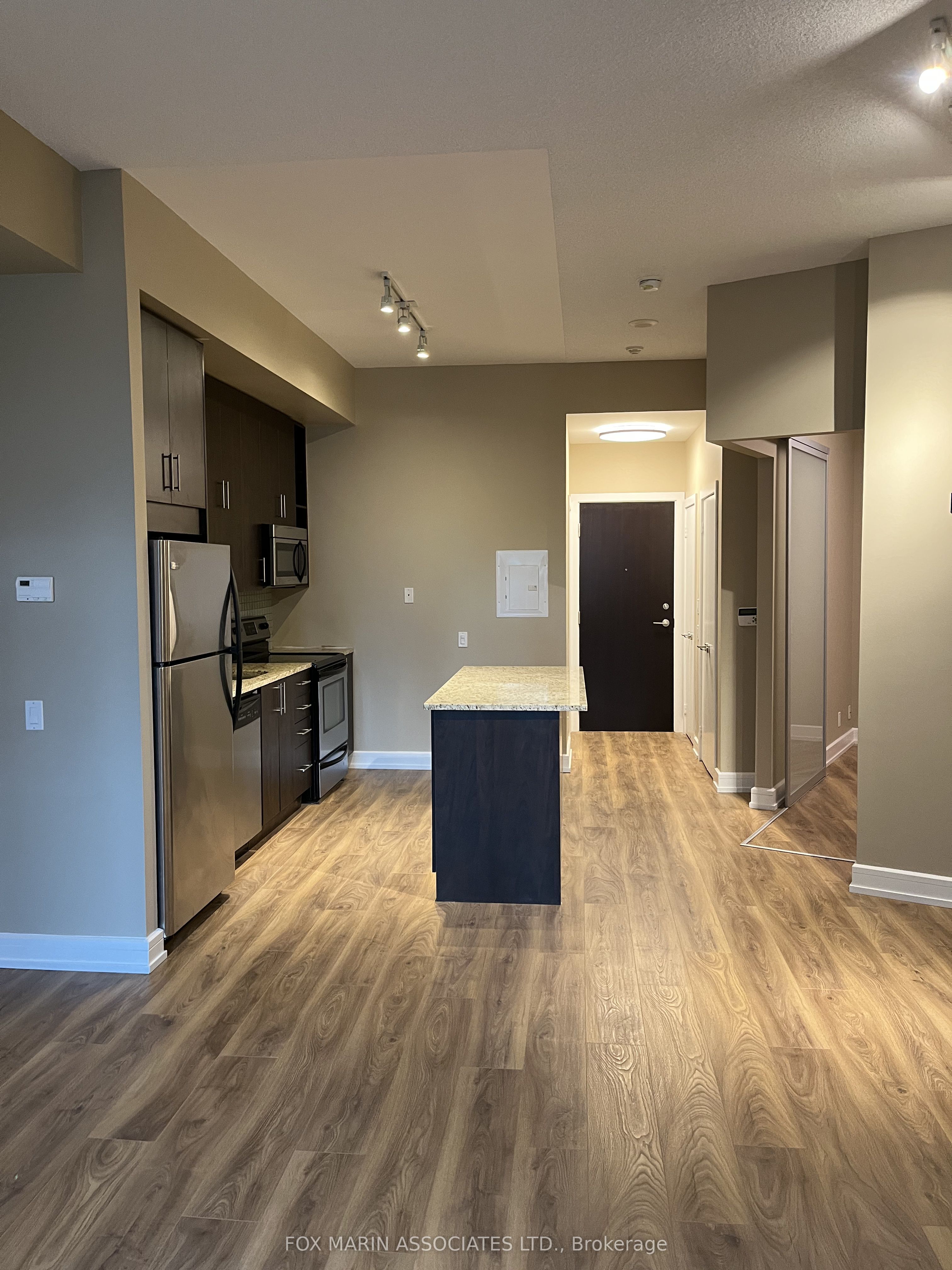 112 George Street 403