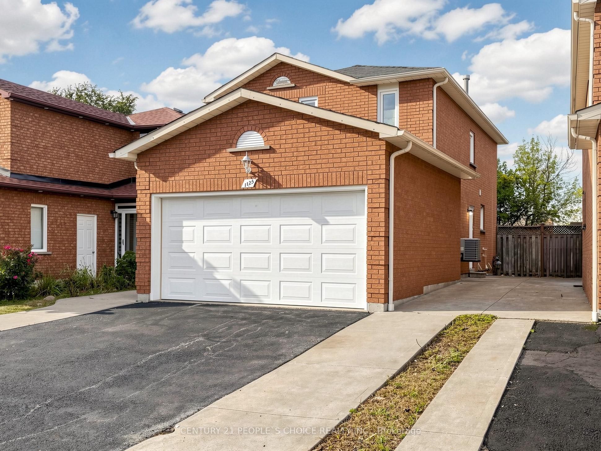1125 Ivandale Drive