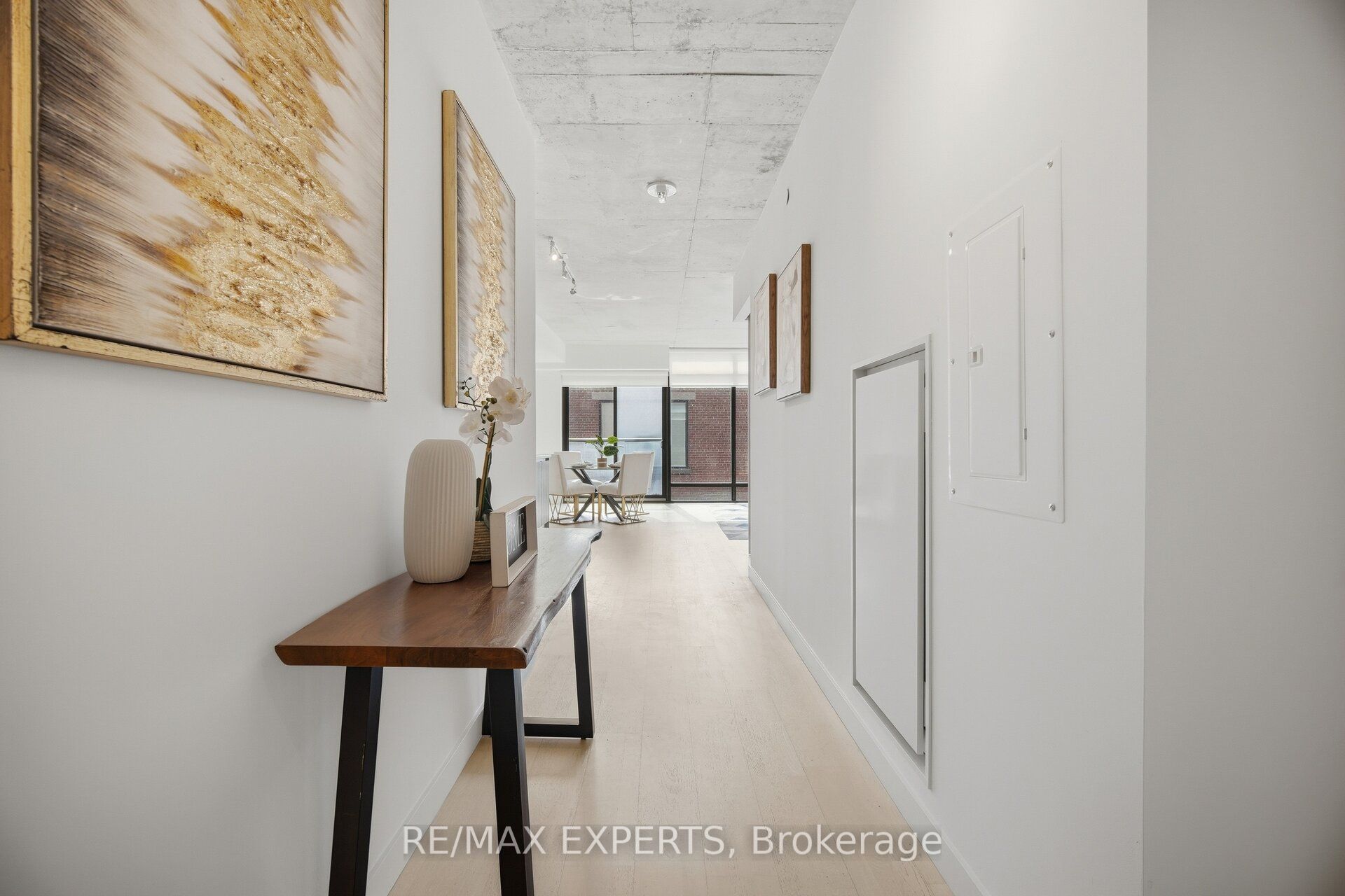 246 Logan Avenue E 225