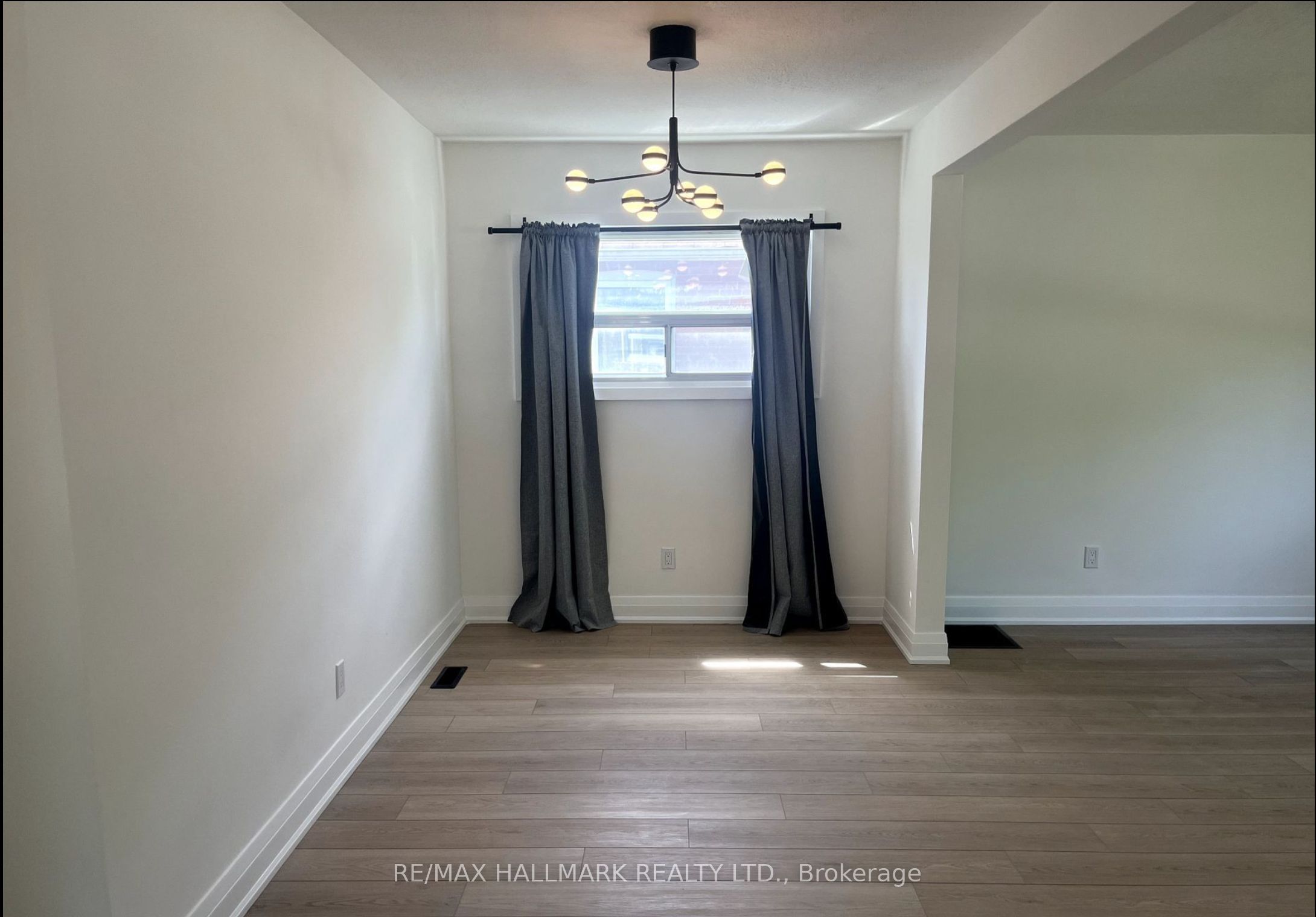 29 Savona Drive #UPPER