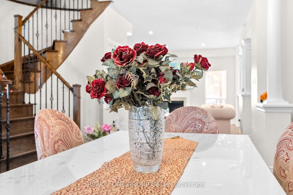 Photo of 8 Charlemagne Avenue, Barrie, ON L4M 0A9 (MLS # S13109100)