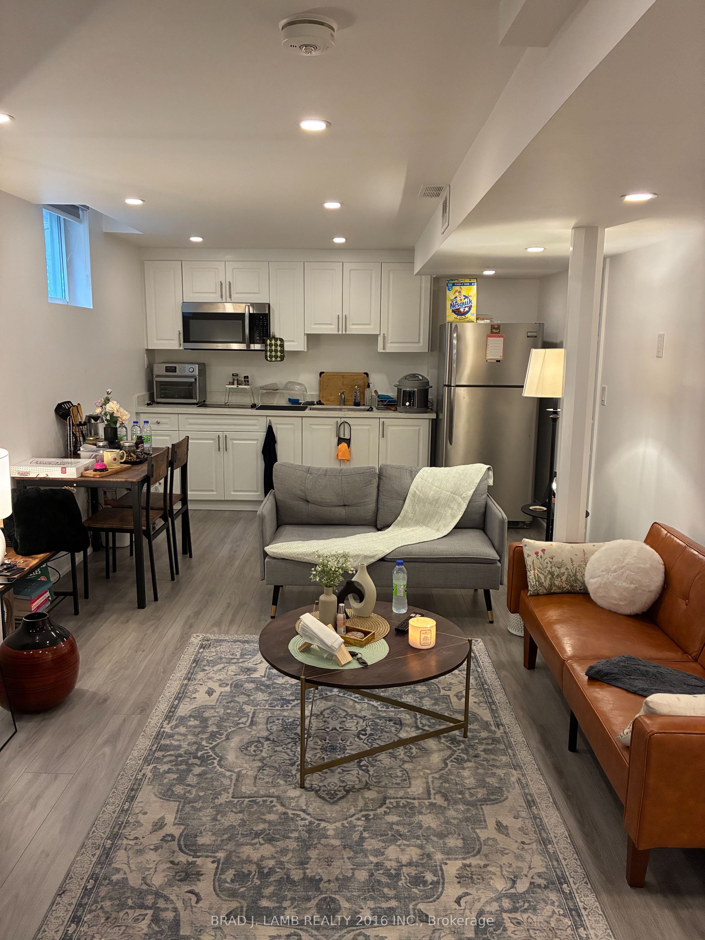 922 Mays Crescent Bsmt