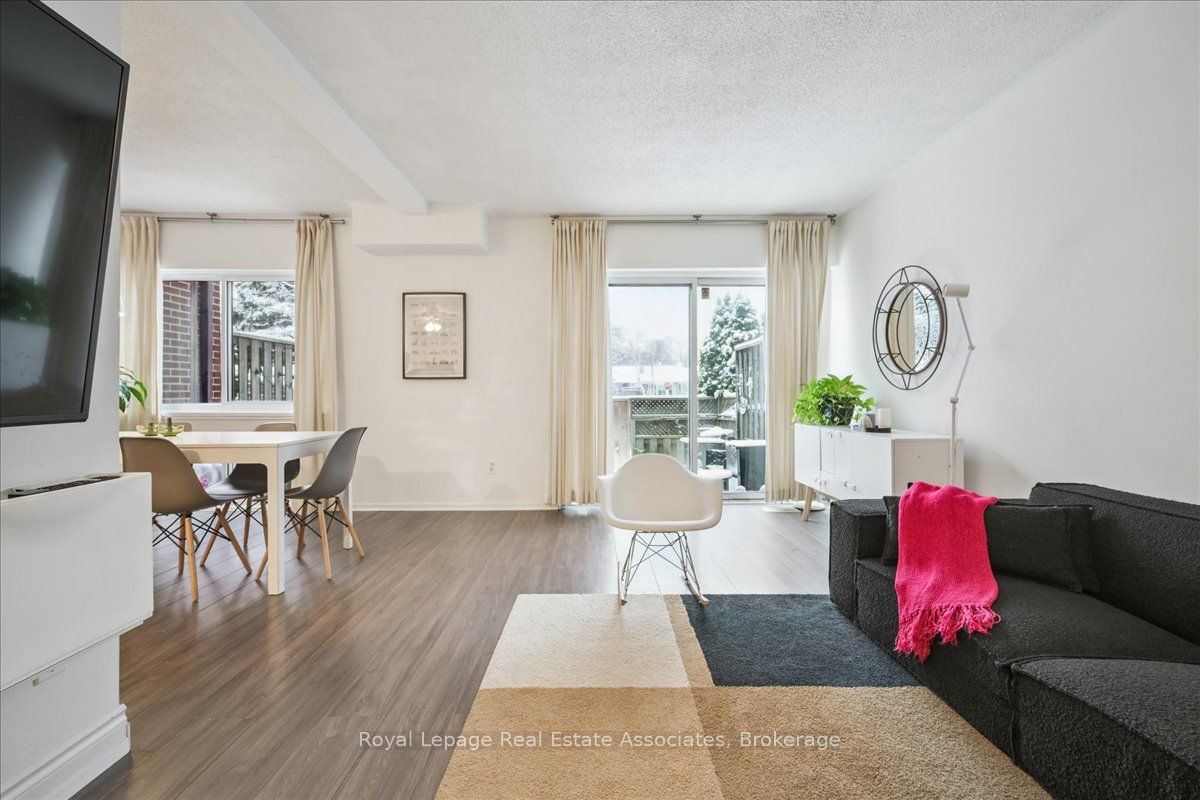 1230 Gripsholm Road 17