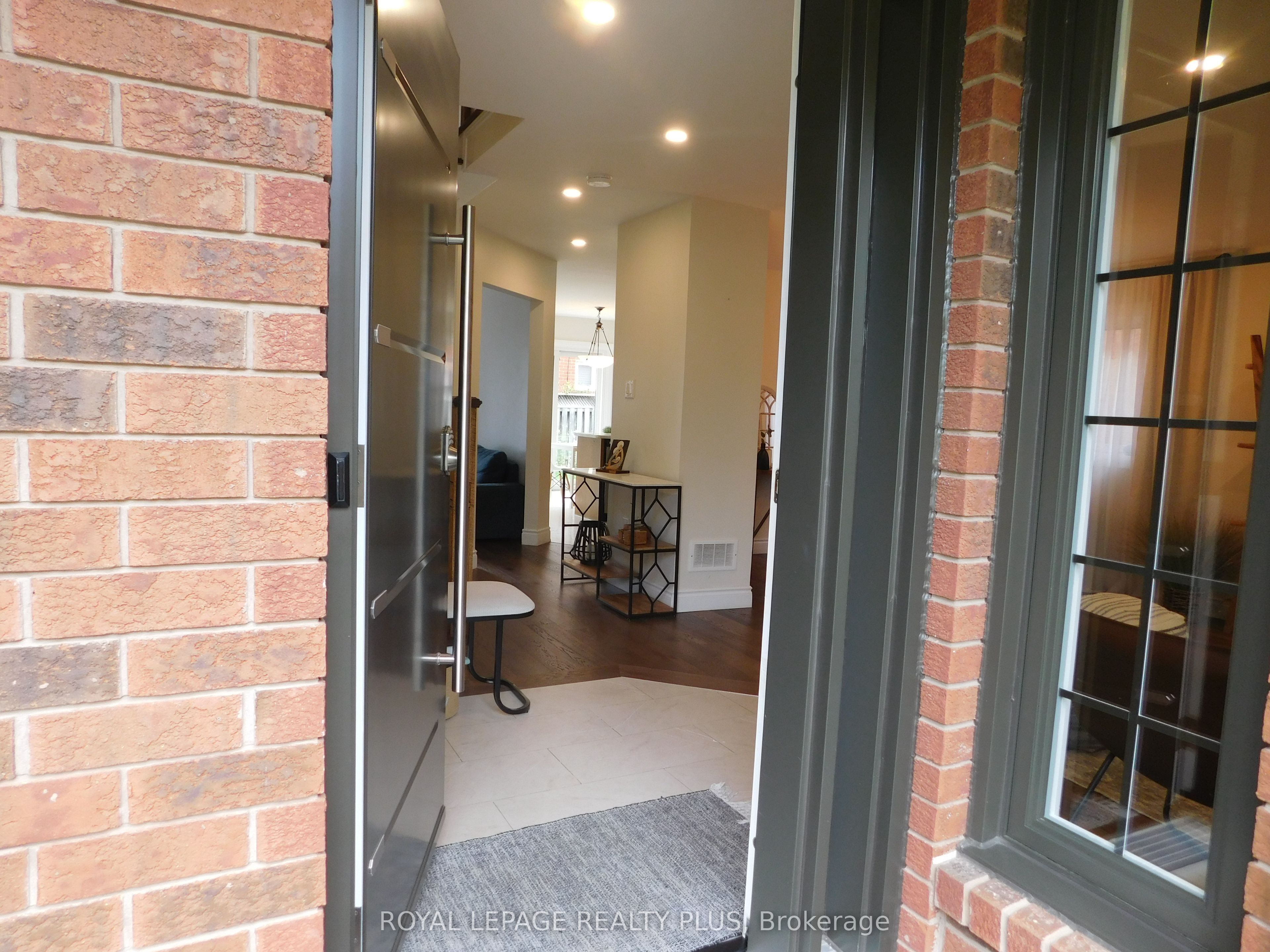 3424 Nutcracker Drive
