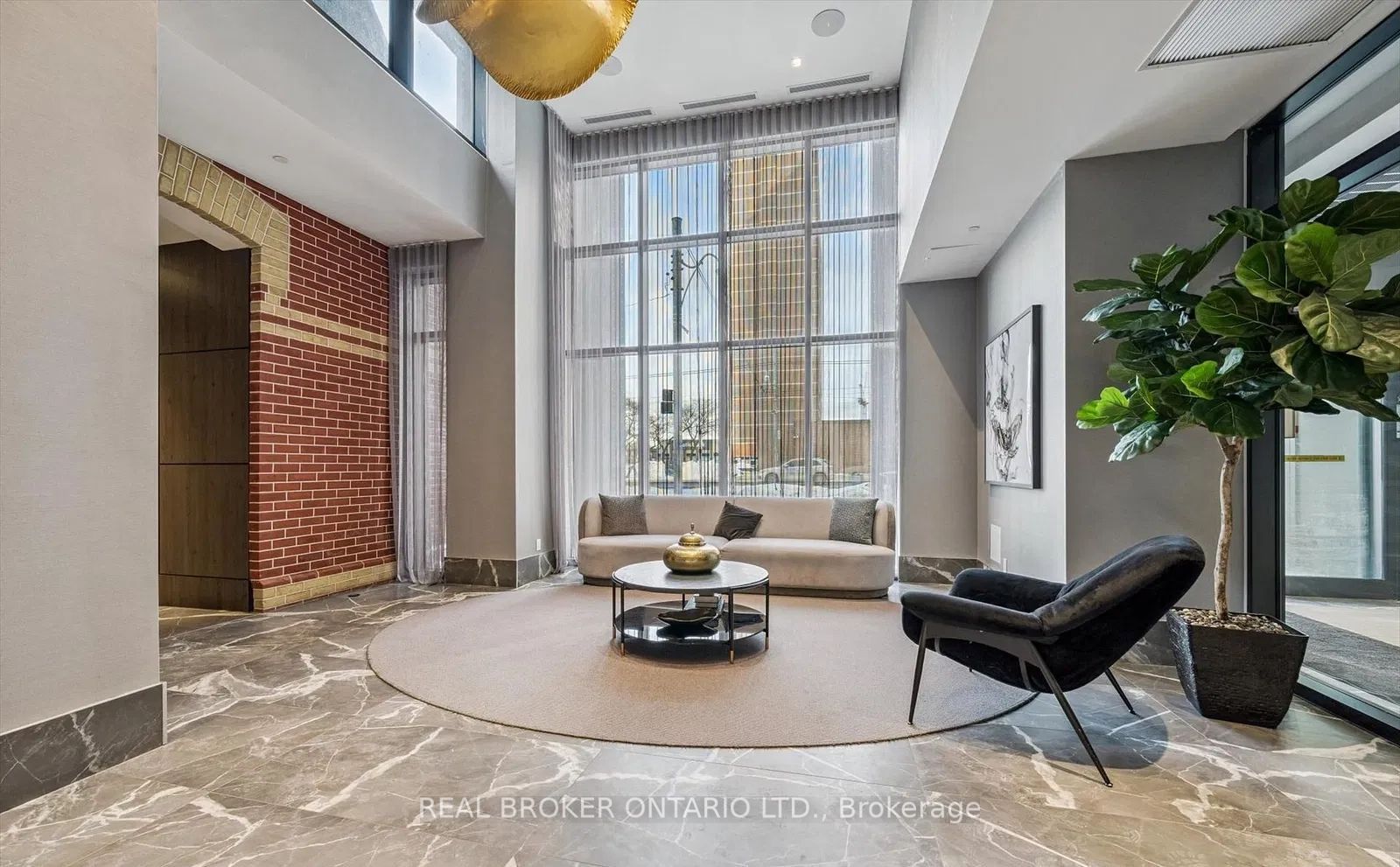 286 Main Street 2602