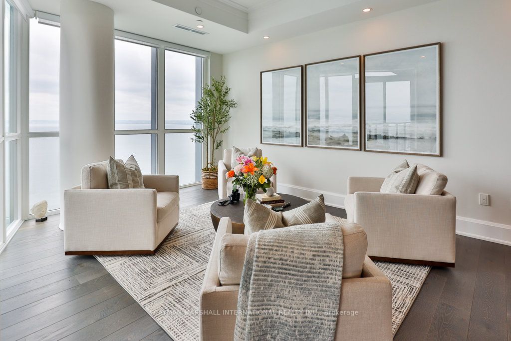 2060 Lakeshore Road 2101