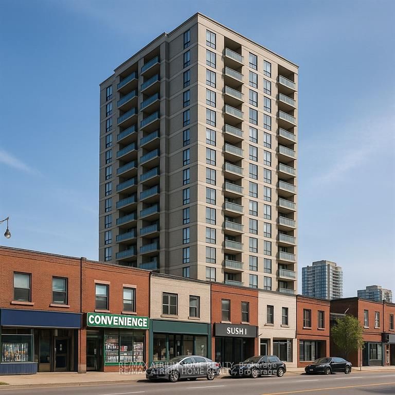 359 Spadina Avenue