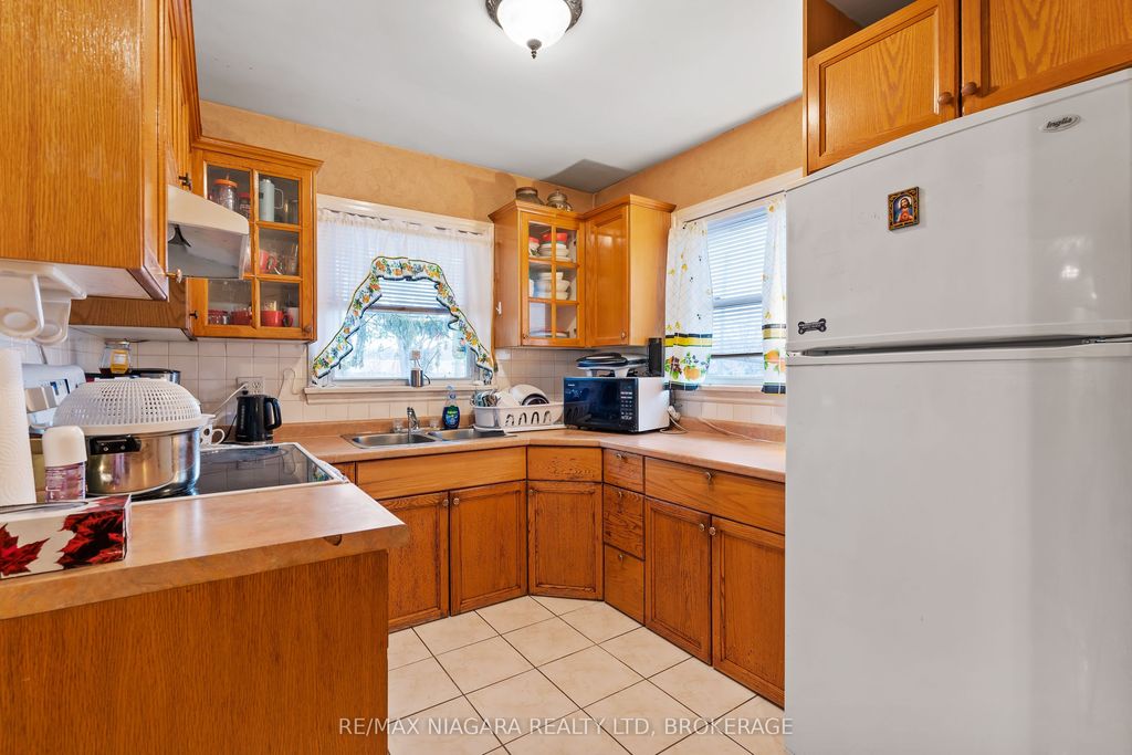 Photo of 5999 Montrose Road, Niagara Falls, ON L2H 1L4 (MLS # X12892038)