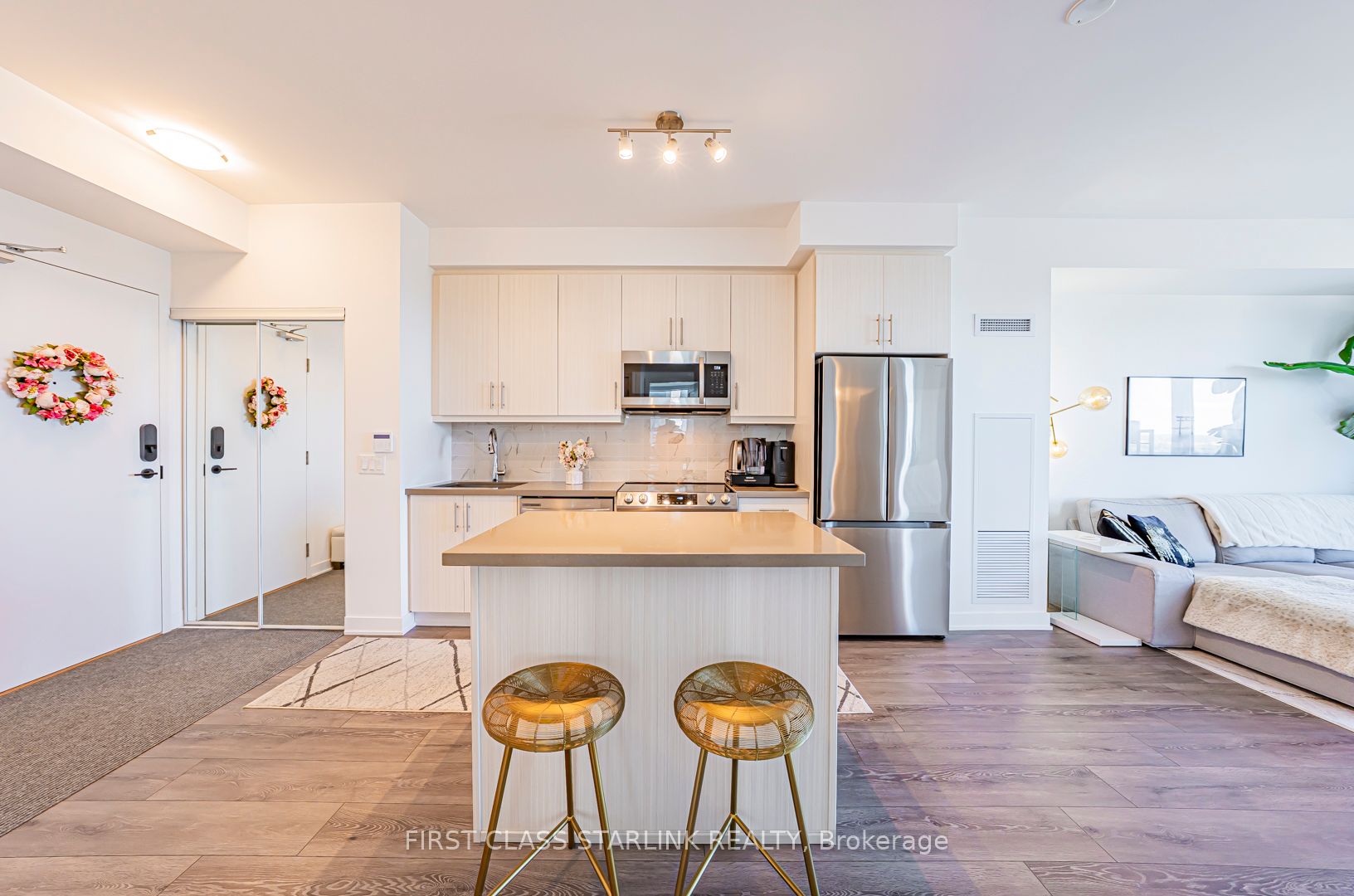 95 Oneida Crescent 1603