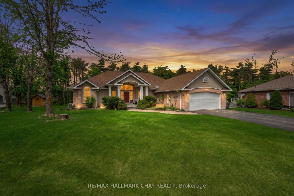 Photo of 16 Chestnut Lane, Oro-Medonte, ON L0L 2L0 (MLS # S13079822)