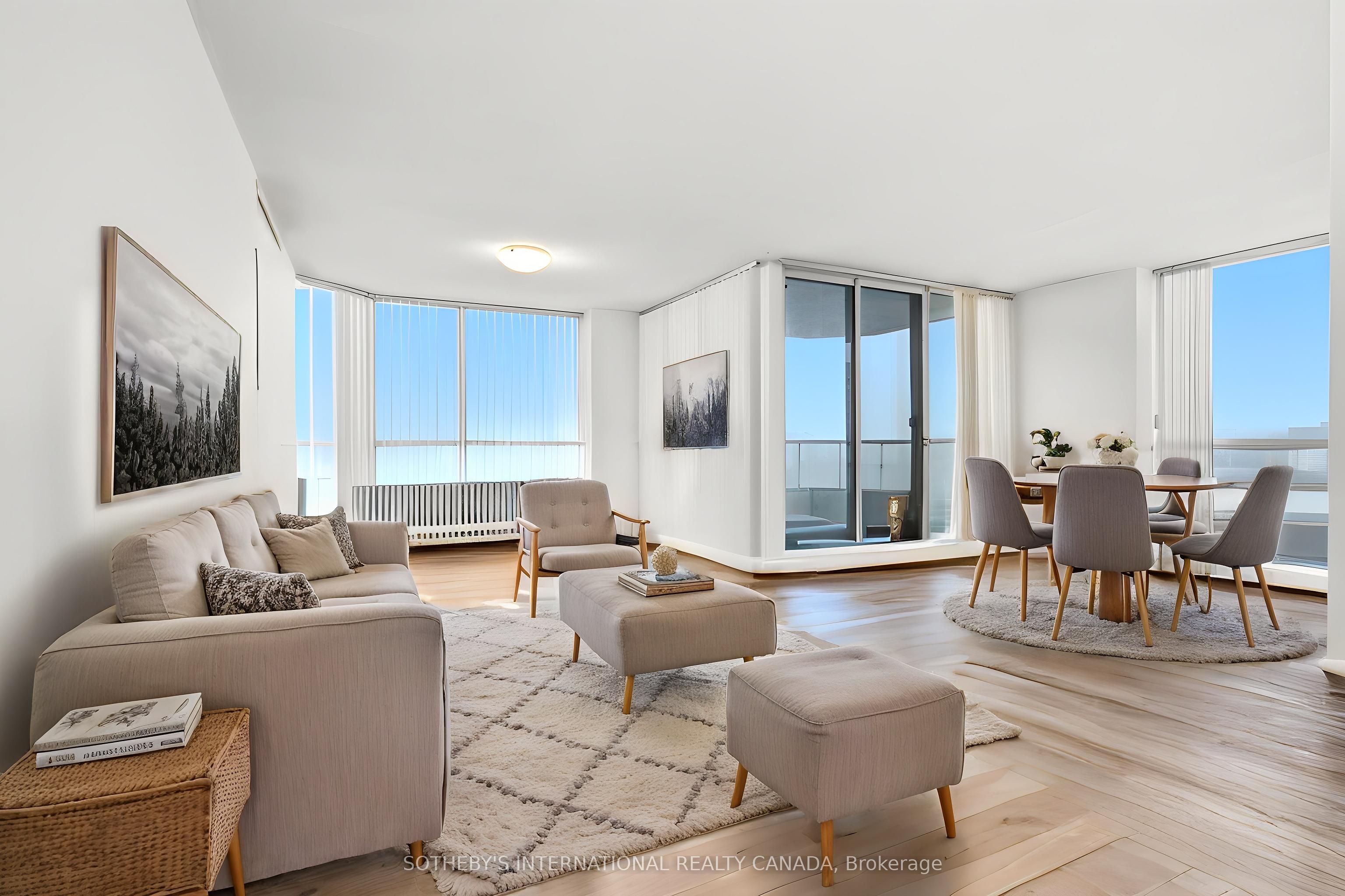 75 King Street E 1512