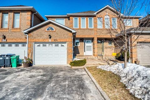 934 Cardington Street Mississauga ON L5V 1Z8