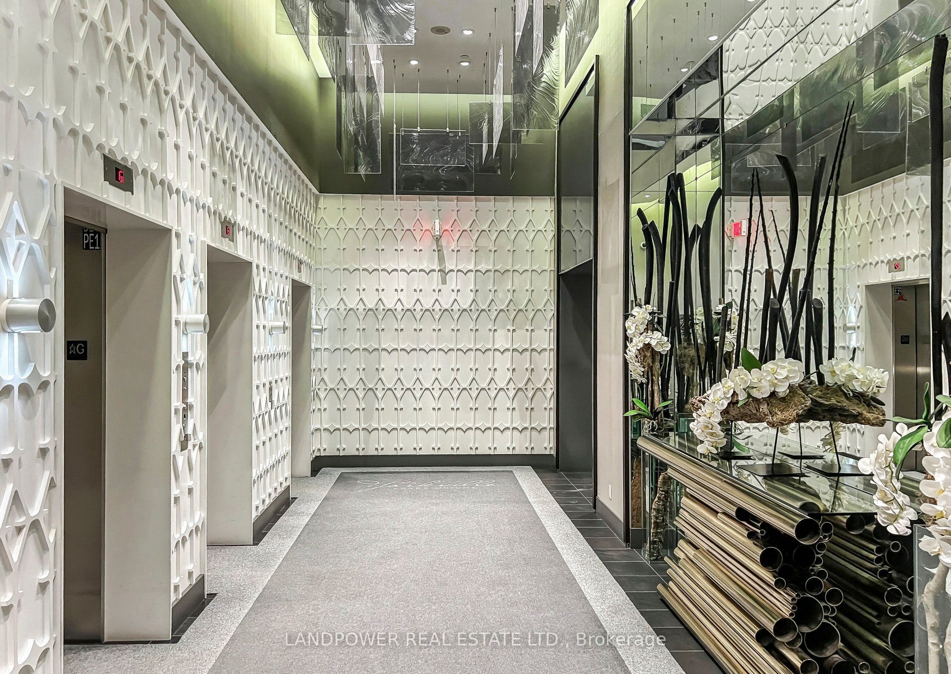 32 Davenport Road 2708