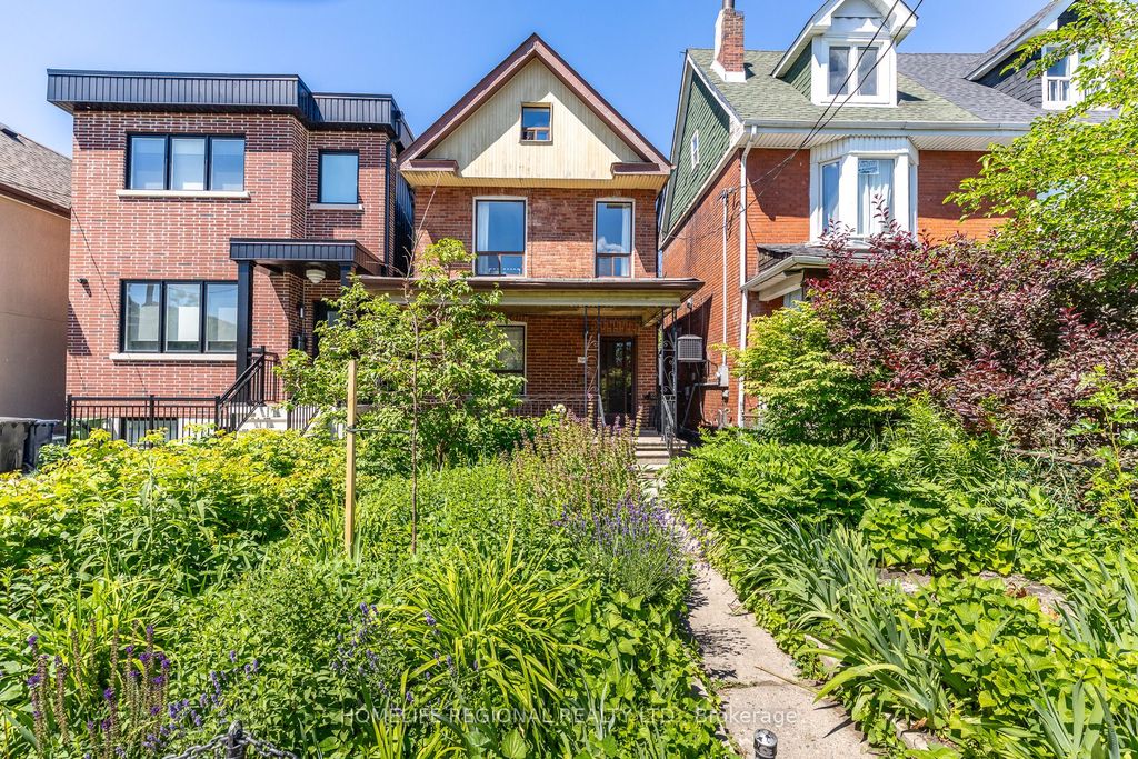 Photo of 122 Emerson Avenue, Toronto, ON M6H 3T1 (MLS # W13488592)
