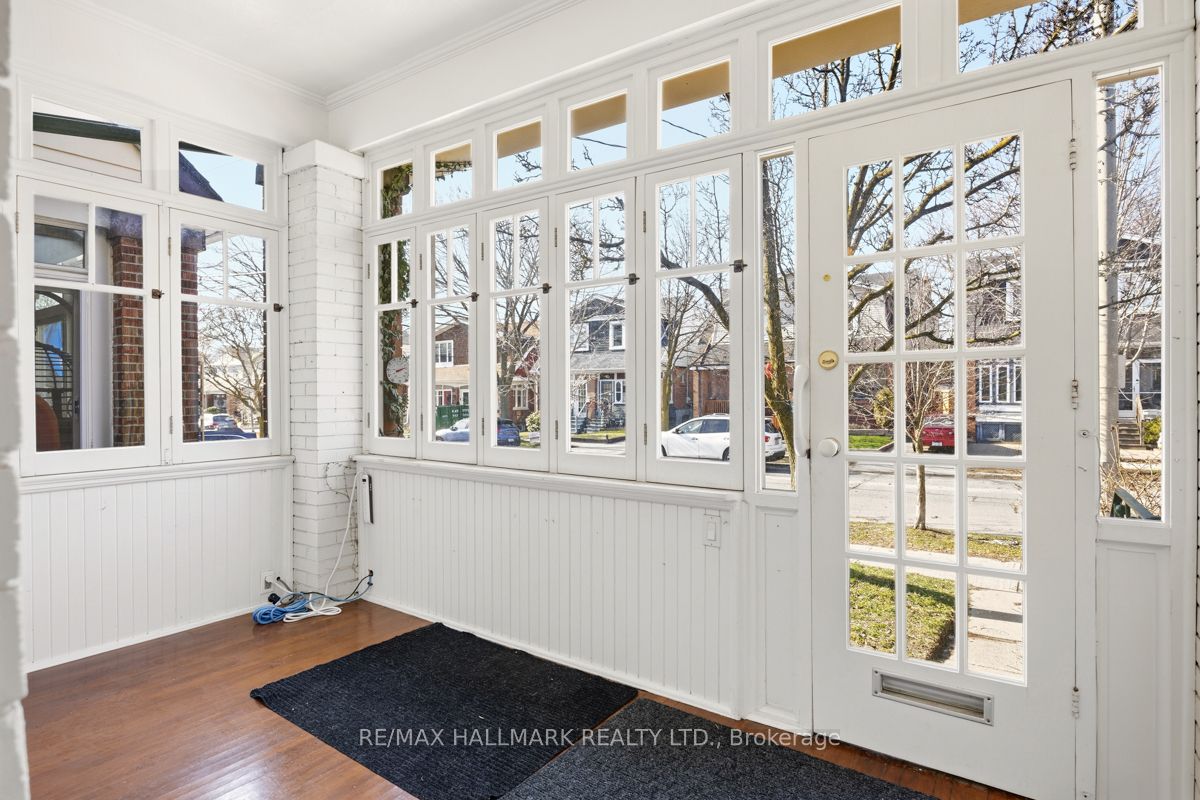 549 Milverton Boulevard