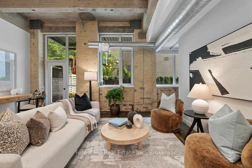 201 Carlaw Avenue 119
