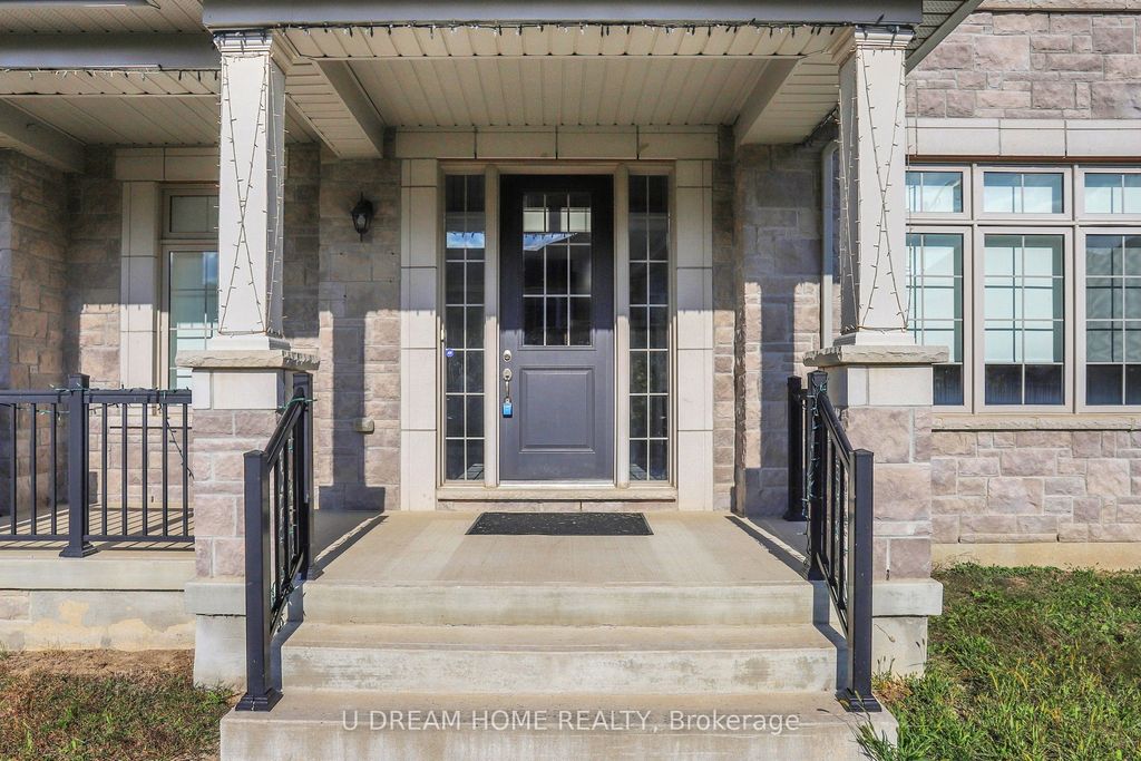 Photo of 103 Beckett Avenue, East Gwillimbury, ON L9N 0S6 (MLS # N12788954)