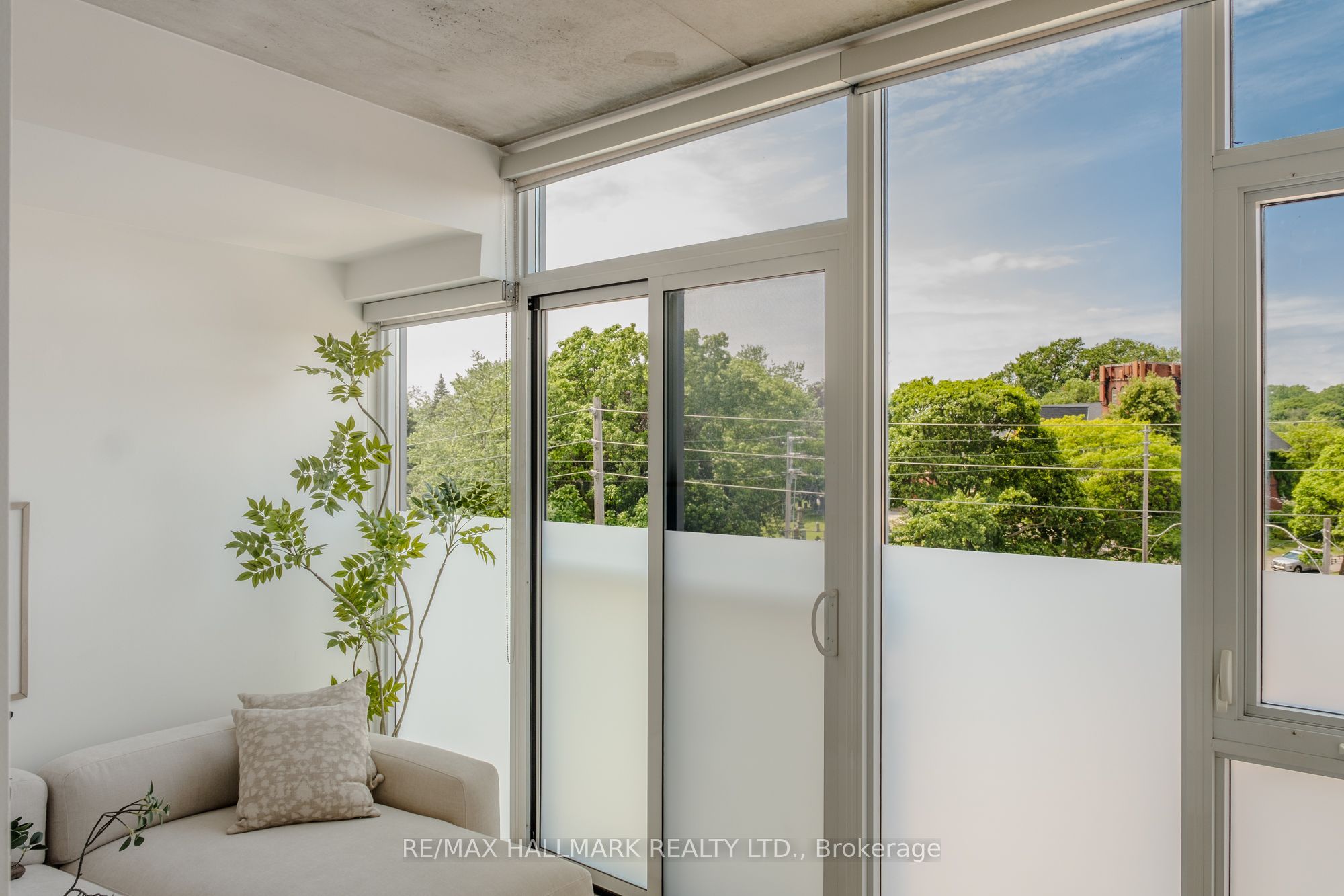 60 Haslett Avenue 404