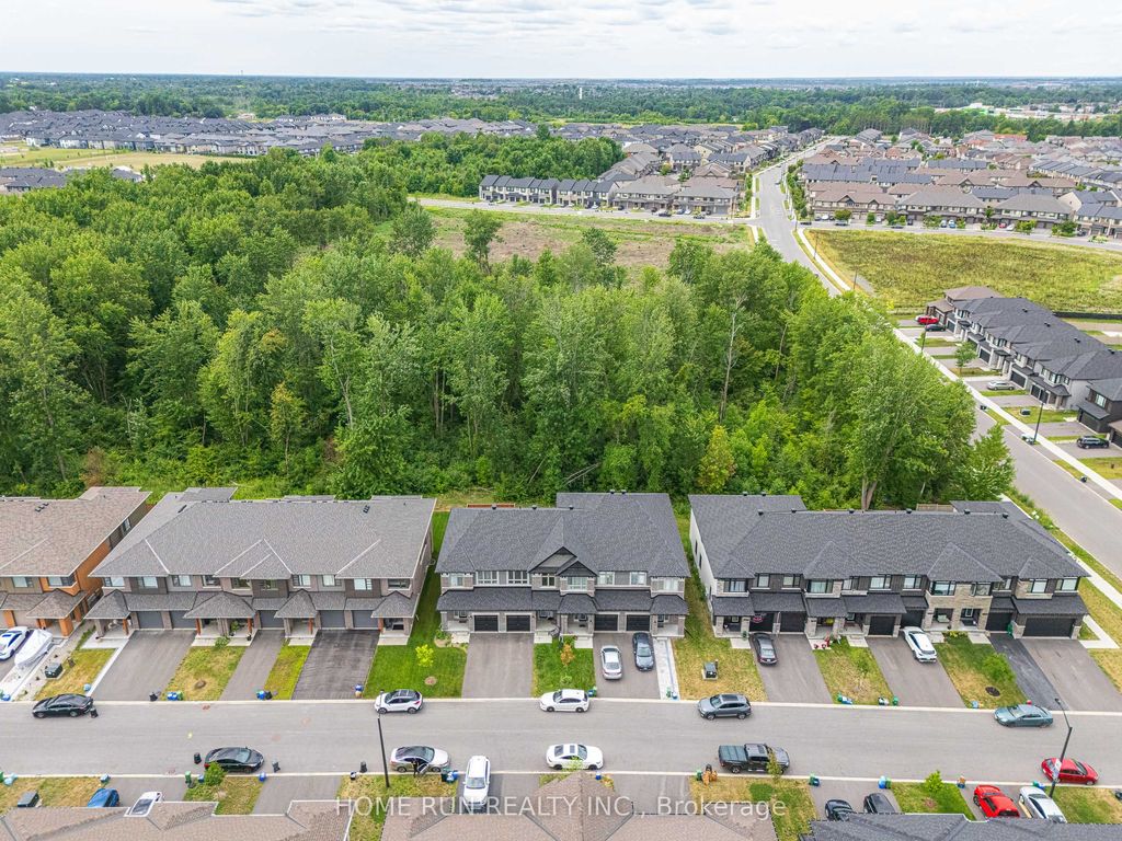 Photo of 1016 EIDER Street, Blossom Park - Airport and Area, ON K4M 1B2 (MLS # X12717928)