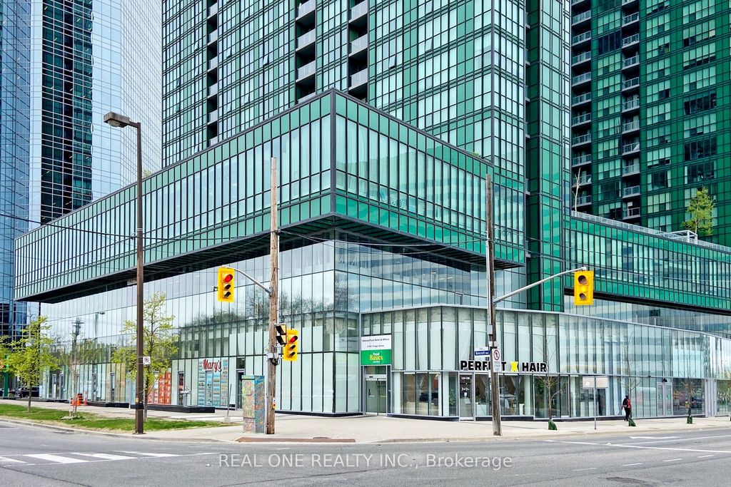 Photo of 11 Bogert Avenue #1508, Toronto, ON M2N 0H4 (MLS # C12837560)