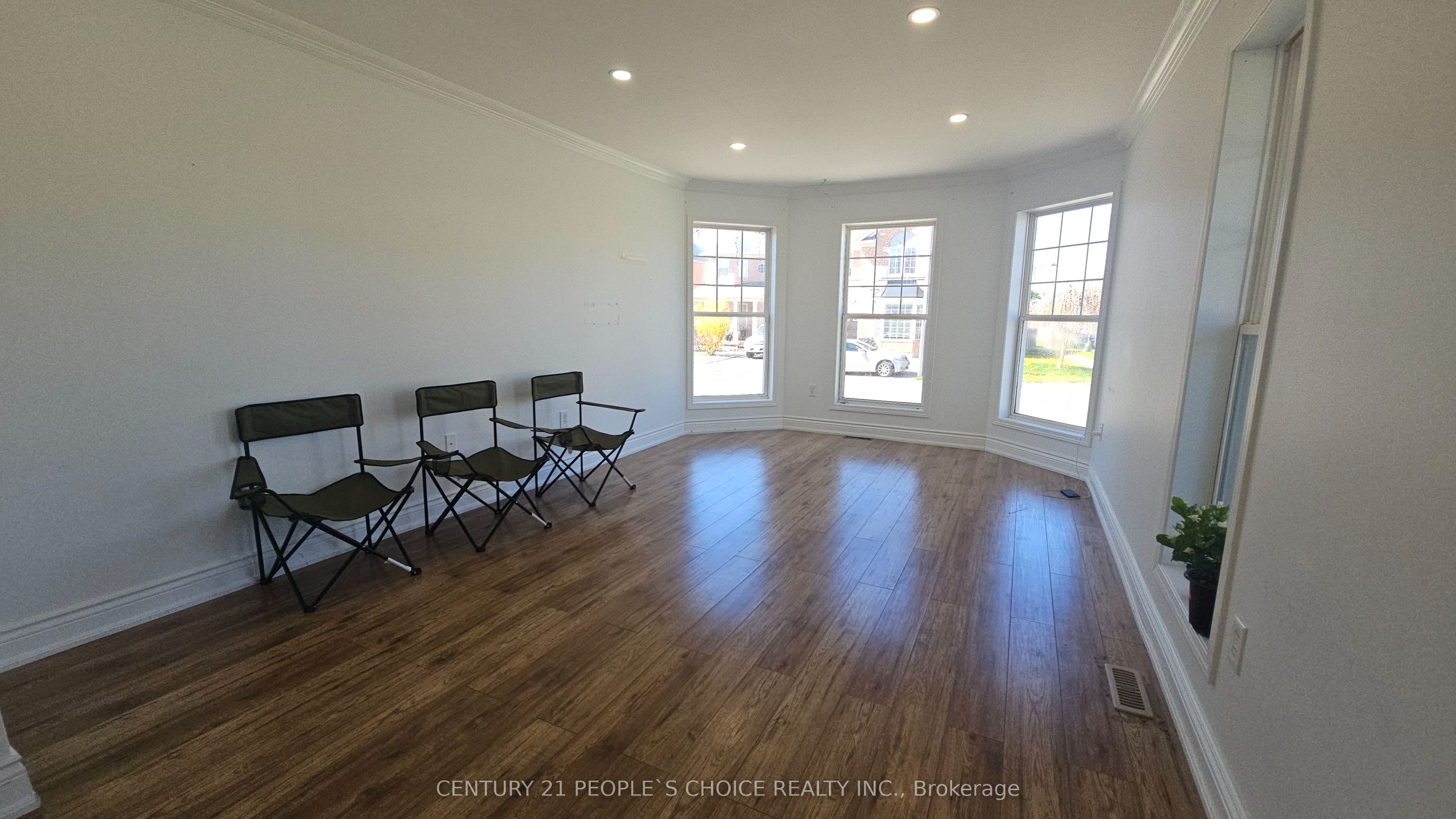 918 Mcnair Circle