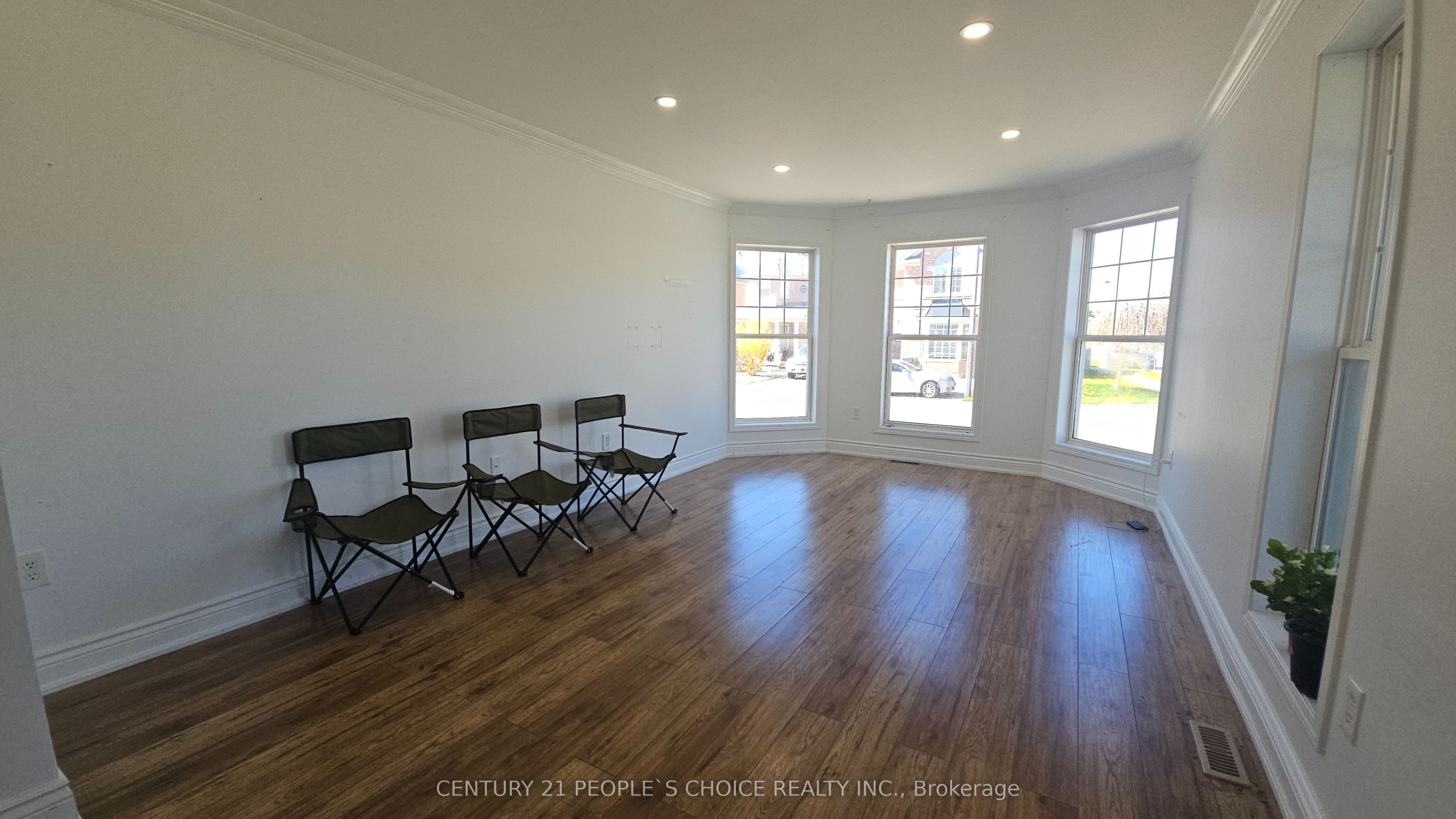 918 Mcnair Circle