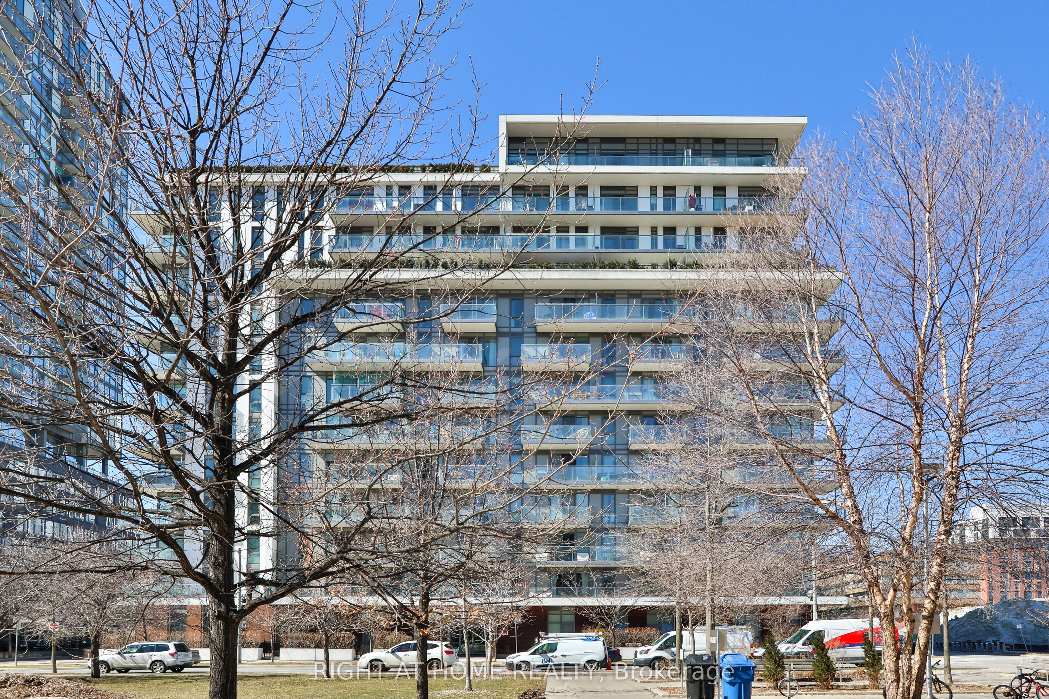 260 Sackville Street 208