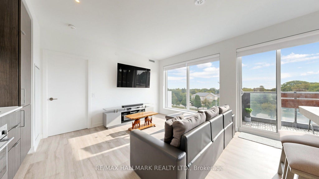Photo of 7 Golden Lion Heights #N423, Toronto, ON M6R 2J3 (MLS # C13752558)