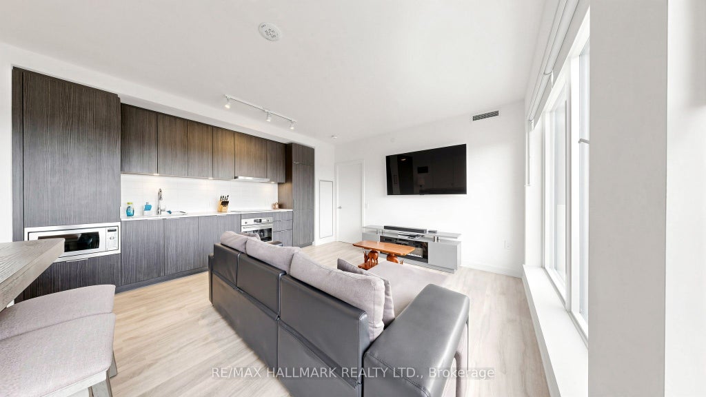 Photo of 7 Golden Lion Heights #N423, Toronto, ON M6R 2J3 (MLS # C13752558)