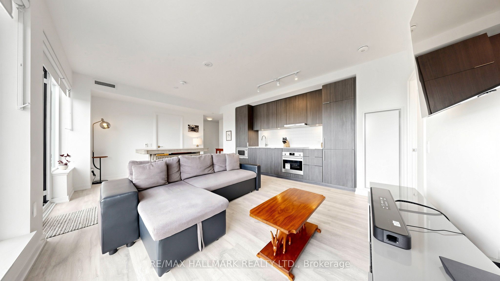 7 Golden Lion Heights N423