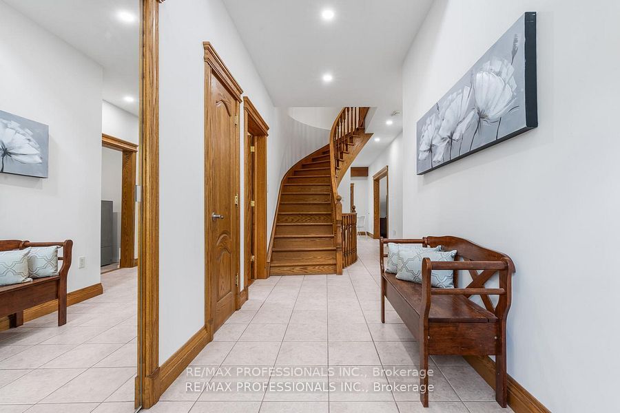 Photo of 152 Evans Avenue, Toronto, ON M8Z 1H9 (MLS # W14121816)