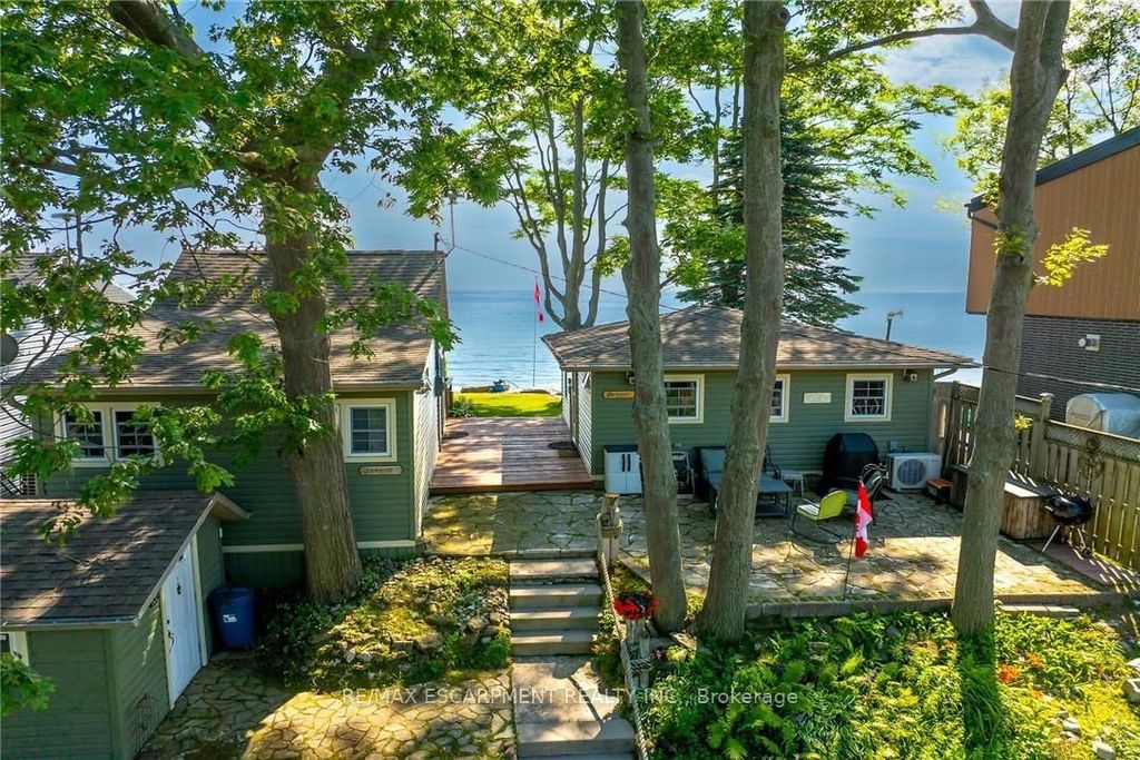 Photo of 803 Sandy Bay Road, Haldimand, ON N1A 2W6 (MLS # X13087430)