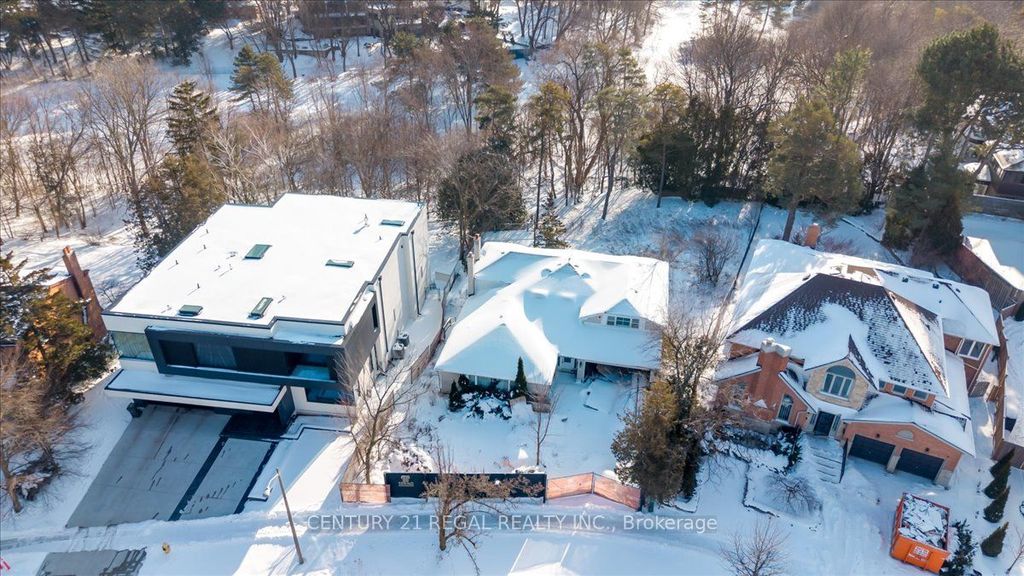 Photo of 11 Montressor Drive, Toronto, ON M2P 1Y9 (MLS # C12733676)