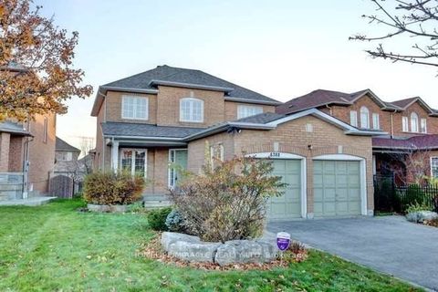 6388 Newcombe Drive Mississauga ON L5V 2G6
