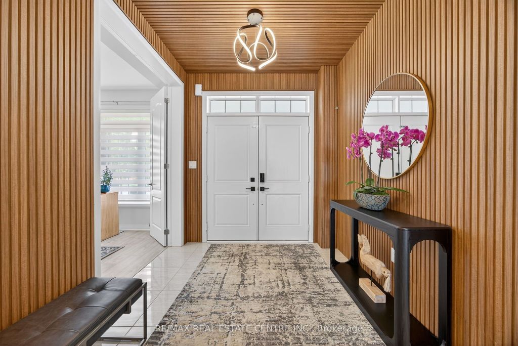 Photo of 22 Drew Brown Boulevard, Orangeville, ON L9W 6Z4 (MLS # W12521182)