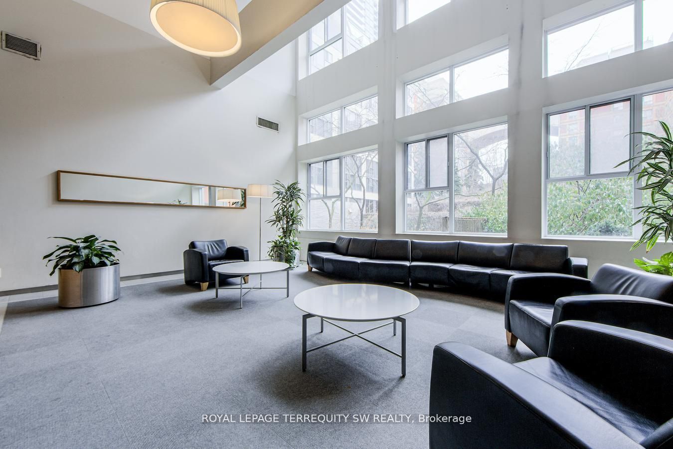 222 The Esplanade N/A 933