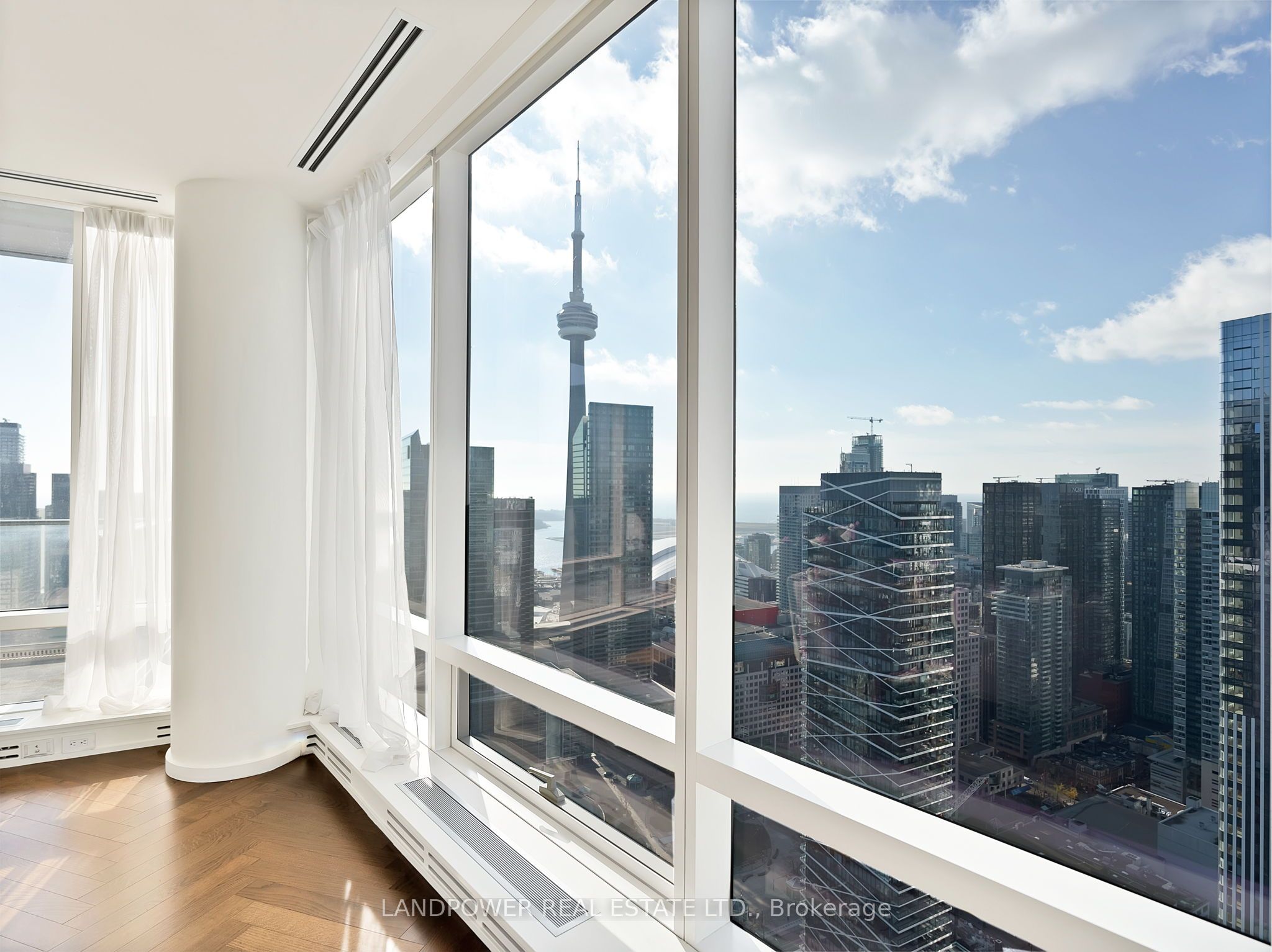 180 University Avenue 5101