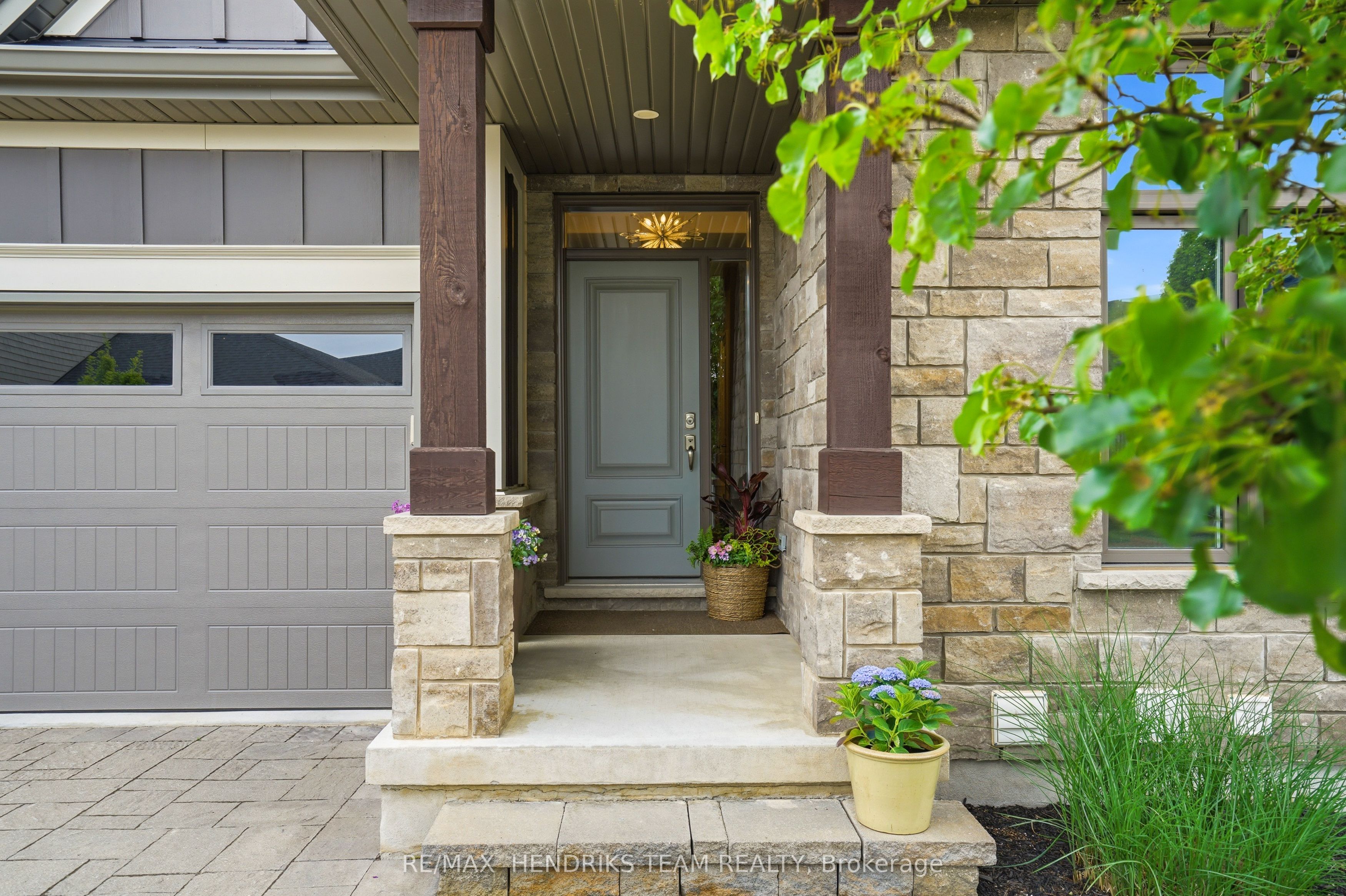 180 Port Robinson Road 5