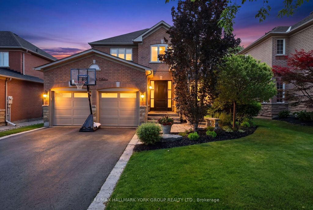Photo of 260 Willis Drive, Aurora, ON L4G 7M2 (MLS # N13446260)