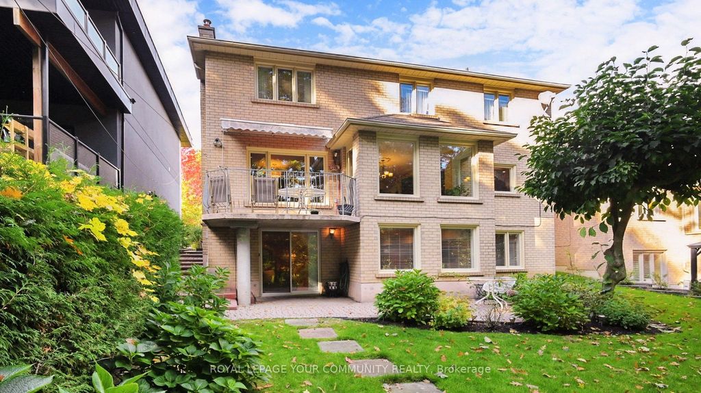 Photo of 35 La Rush Drive, Toronto, ON M9P 1S8 (MLS # W12494288)