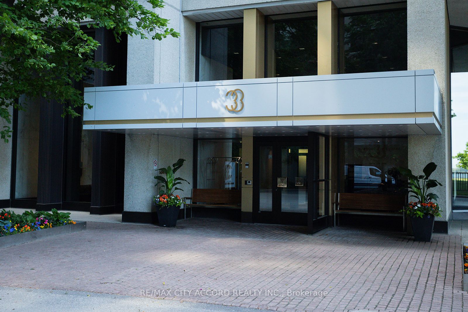 33 Harbour Square 2018