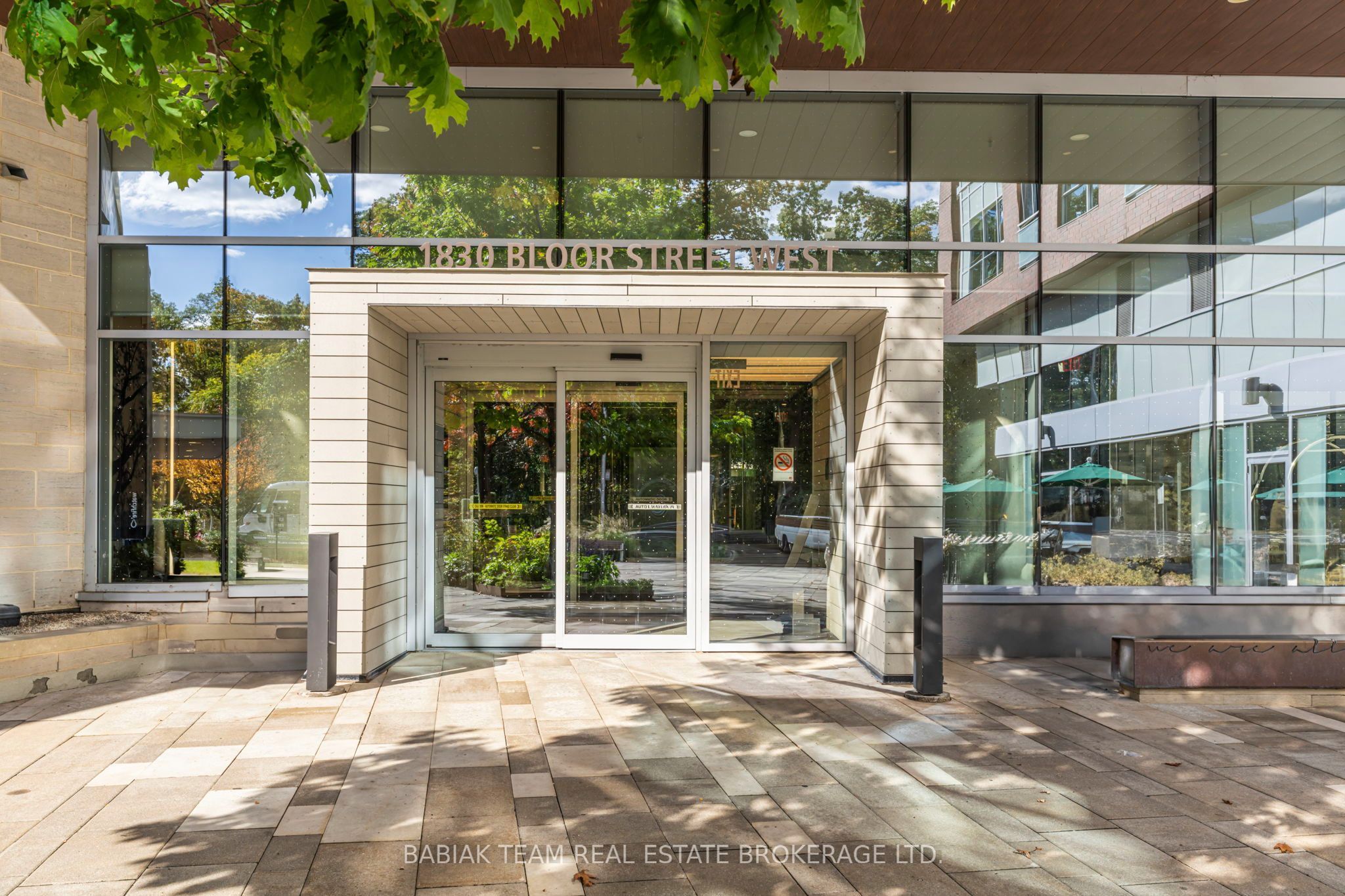 1830 Bloor Street W 1017